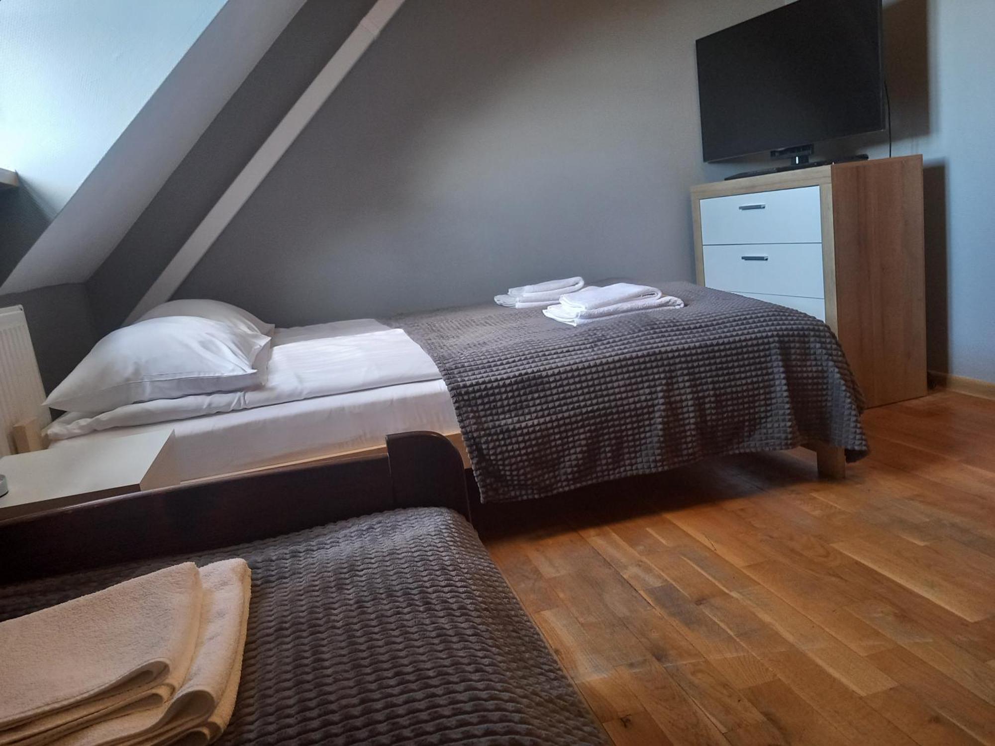 Dobry Klimat Hotel Uniejow Buitenkant foto